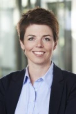 Dr. Annika Hampel