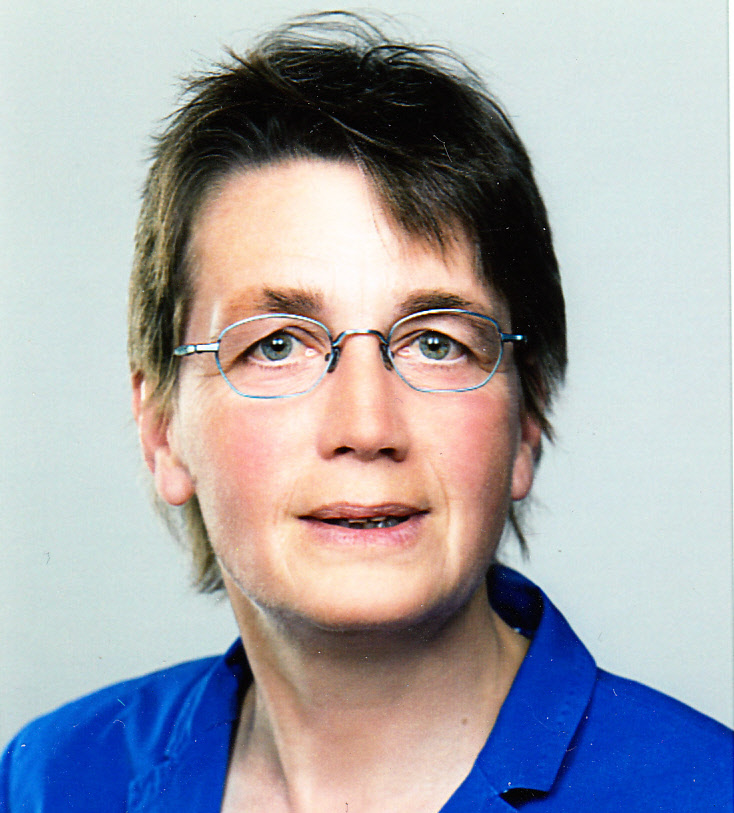 Dr. Barbara Henze
