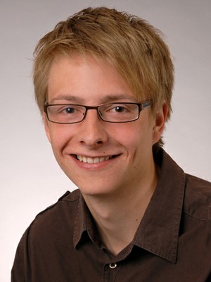 Dr. Bastian Schiller